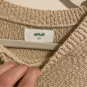 Aerie Tan Cotton and Acrylic Knit Crewneck Sweater size Small thumbnail 5