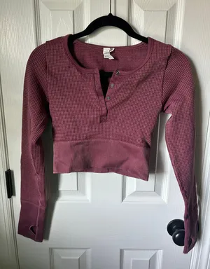 Aerie Women’s Offline Athletic Long Sleeve thumbnail 1