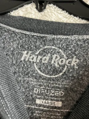 Hard Rock Cafe Crewneck thumbnail 2