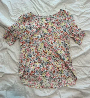 Loft Floral Blouse thumbnail 1