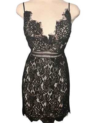 Superdown - Aria Lace Mini cocktail Dress Size XS NWOT thumbnail 5