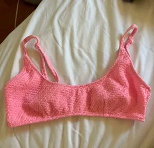 Triangl Bikini top hot pink thumbnail 3