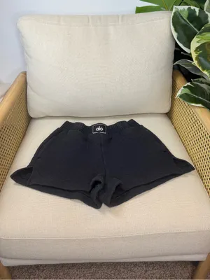 Alo Yoga Quilted Arena Boxing Short 2" Size XXS thumbnail 3