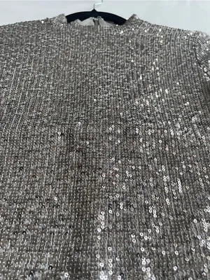 ✨ NWOT 28th & PARK Gunmetal Sequin Long Sleeve Crop Top M ✨ thumbnail 5