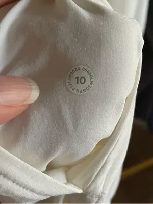 Lululemon Ivory Lululemon In the Moment Tunic Shirt Size 10‎ thumbnail 14