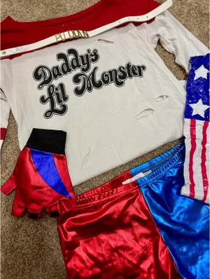 ThatsSoFetch Harley Quinn Halloween Costume thumbnail 9