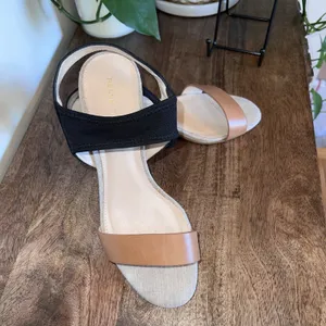 Pelle‎ Moda Womens Black/Brown Open Toe Open Kitten Heel Stretchy Straps Size 7 thumbnail 2