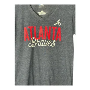 MLB Atlanta Braves T-Shirt Womens Medium Gray V-Neck Graphic Tee Fan Gear‎ thumbnail 2