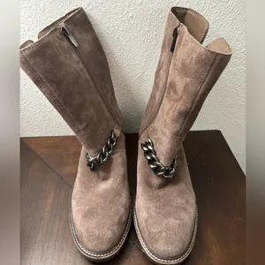 Vince Camuto Keshilla Boots Women's 7.5 Mid Calf Brown Suede Chain Trim Lug Sole thumbnail 4