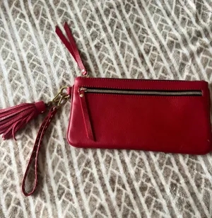 red purse new thumbnail 1