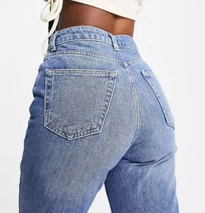 Esmara vintage inspired 90s mom-jean inspo fashion jeans in mid blue size 34 thumbnail 3