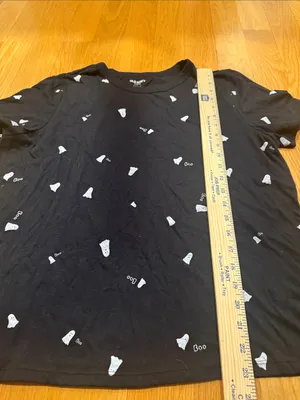 Old Navy Halloween short sleeve tee shirt size large . thumbnail 4