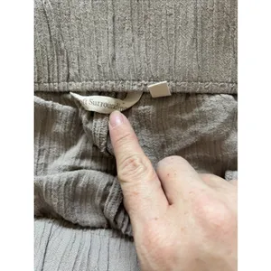 Soft Surroundings Wide Leg Pants Womens Size L Tan Gauze Button Hem Coastal thumbnail 7
