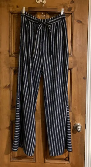 Laundry by Shelli Segal Navy & White Striped Wide Leg Pants thumbnail 1