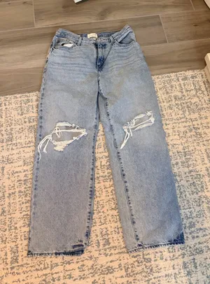 Universal Threads Jeans thumbnail 1