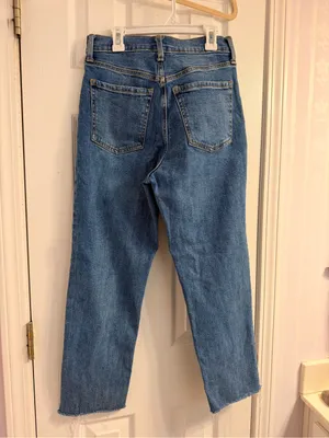 Old Navy Extra High Rise Sky-Hi Straight Jeans Size: 2 thumbnail 4