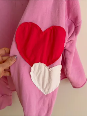 JoyLab Bubblegum Pink Cropped Sweatshirt Red White Heart Sleeve Patches Large L thumbnail 2