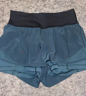 Lululemon Shorts thumbnail 2
