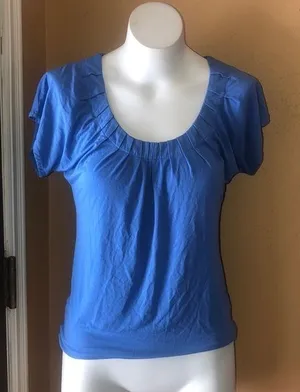 Banana Republic blue tee thumbnail 1