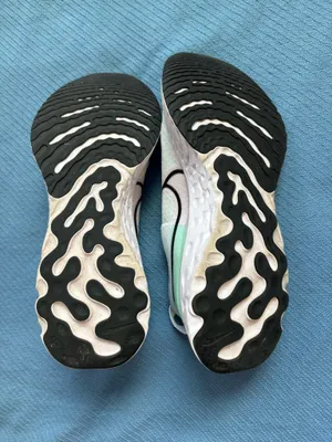 Nike running shoes thumbnail 5