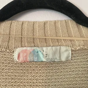 Free People Beach Cream Knit V-neck Cardigan Sweater Cotton Women's size Small thumbnail 2
