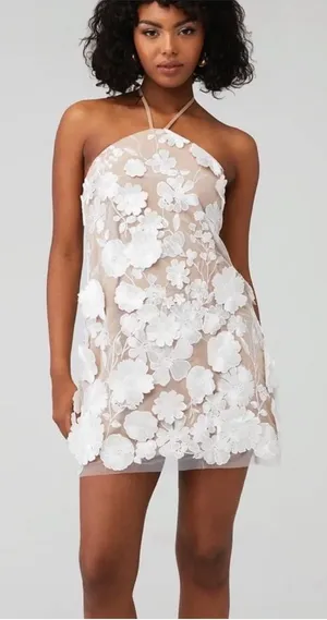 Elliatt Nyra white ivory floral appliqué‎ Dress Small thumbnail 1