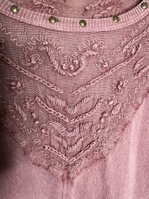 Free‎ People Embellished Embroidered Sheer Lace Boho Mauve Long Sleeve Top thumbnail 6