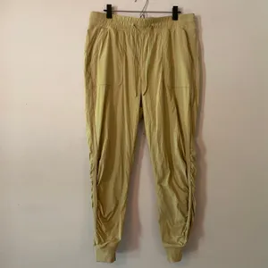Lululemon Beyond the Studio 7/8 Jogger Tan Brown Loungewear Women's size 14 / XL thumbnail 2