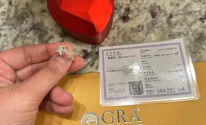 Authentic Mossanite ring (comes with certificate) thumbnail 7