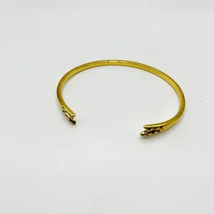 Michelle Campbell Gold Talon Open‎ Bangle Cuff with Rhinestones thumbnail 5