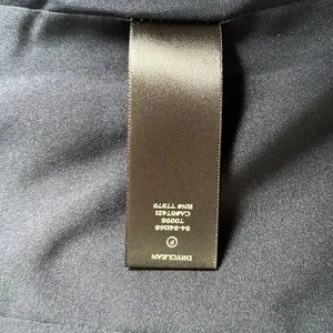 Ann Taylor Tweed suit jacket. Dark Academia. Size 4** See measurements. Cropped. thumbnail 9