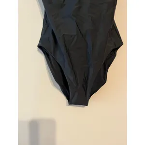 Quince Italian Underwire One-Piece Swimsuit size L NWT! thumbnail 4
