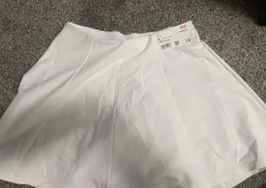 Uniqlo women’s skort thumbnail 1