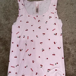 Skims Pink Limited Edition Ribbed Cherry Print Set Lana Del Ray Valentine thumbnail 6