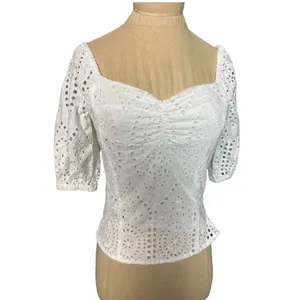 NWT H&M White Eyelet Puff Sleeve Sweetheart Top Sz S thumbnail 2