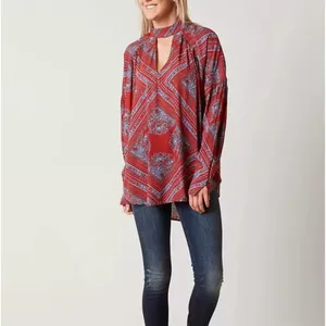 Free People‎ Red Blue walking on a dream Top xs boho whimsi fairy flowy Shirt thumbnail 2