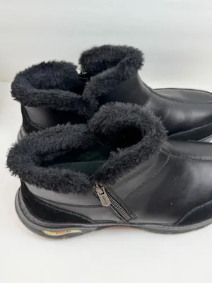 Skechers Arch Fit Women’s 11 Black Leather Faux Fur Ankle Boots Zip Comfort thumbnail 10