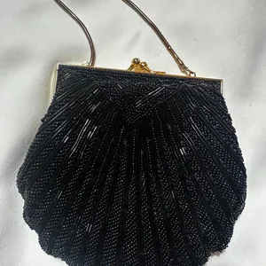 T319. Valerie Stevens Beaded Sea Shell Evening Bag thumbnail 1