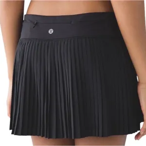 Lululemon Pleat To Street Skirt II Black Size 8 thumbnail 2