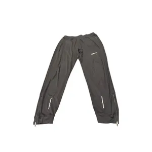 Nike Sweatpants size M thumbnail 2