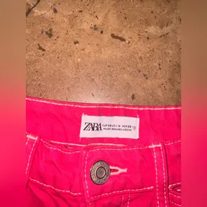 ⭐Zara Fuchsia Straight-Leg Jeans thumbnail 3