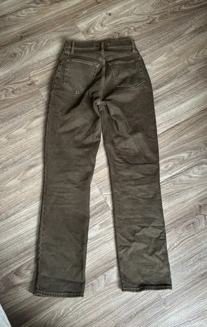 Abercrombie The 90s Straight Leg Ultra High Rise Curve Love Jeans thumbnail 5