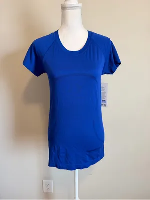NWT Lululemon Swiftly Tech Short-Sleeve Shirt 2.0 Waist Length size 8 thumbnail 5