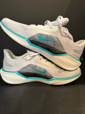 Nike Women’s Air Zoom Pegasus Reactx size 8W thumbnail 2