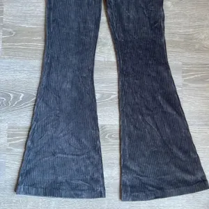 AERIE Groove On Velour High Waisted Flare Pants thumbnail 6