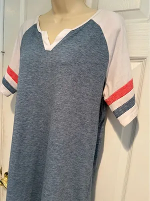 Women’s Large Blue Varsity Tunic Top Raglan Colorblock Red White Oversize Sporty thumbnail 1