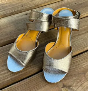 Dressy J.Renee leather sandals🌹🌹 thumbnail 1