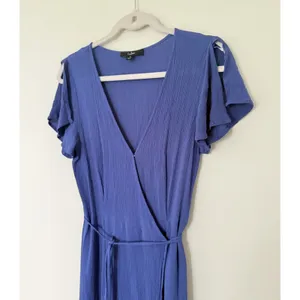 Lulus Heart of Marigold Denim Blue Wrap Flutter Sleeve Travel Maxi Dress Sz S thumbnail 4