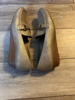 Baretraps Women’s Gold Flats thumbnail 5