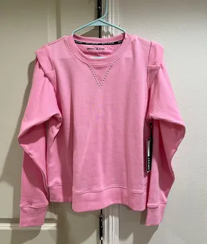 Pink Sweater thumbnail 1